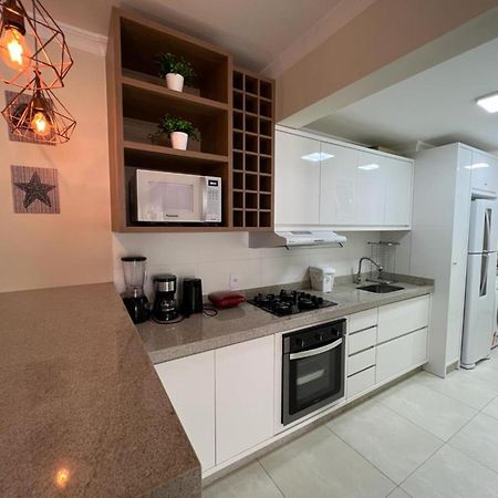 בומבינאס Apartamento Praia De Bombas מראה חיצוני תמונה
