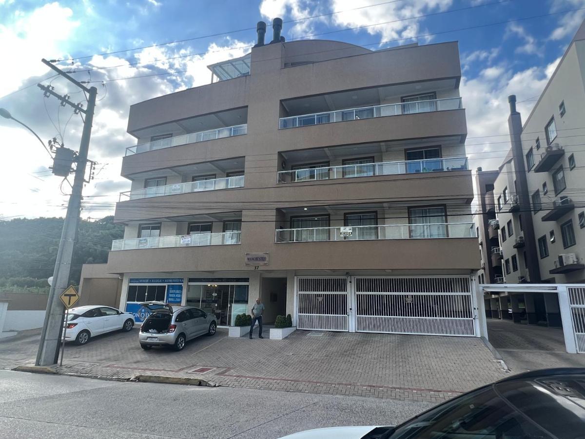בומבינאס Apartamento Praia De Bombas מראה חיצוני תמונה
